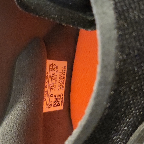 Black/Orange Adidas Ultra Boost Size 10.5 - Picture 2 of 8